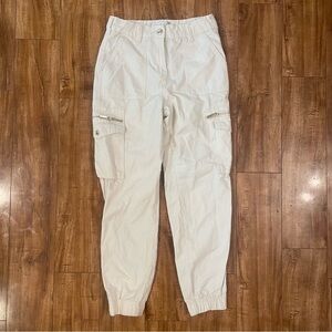 AMISU Women’s Cream Khaki Cargo Pants Elastic Cuffs Hip Pockets Size 2